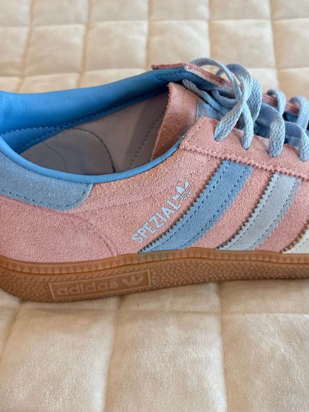 adidas Handball Spezial Semi Pink Spark Blue IG1974 Women Size 8.5 Suede Retro